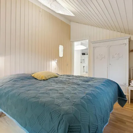 בית נופש 3 Bedroom Stunning In *
